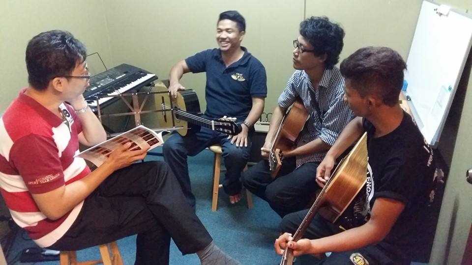 1-Month Guitar Lesson