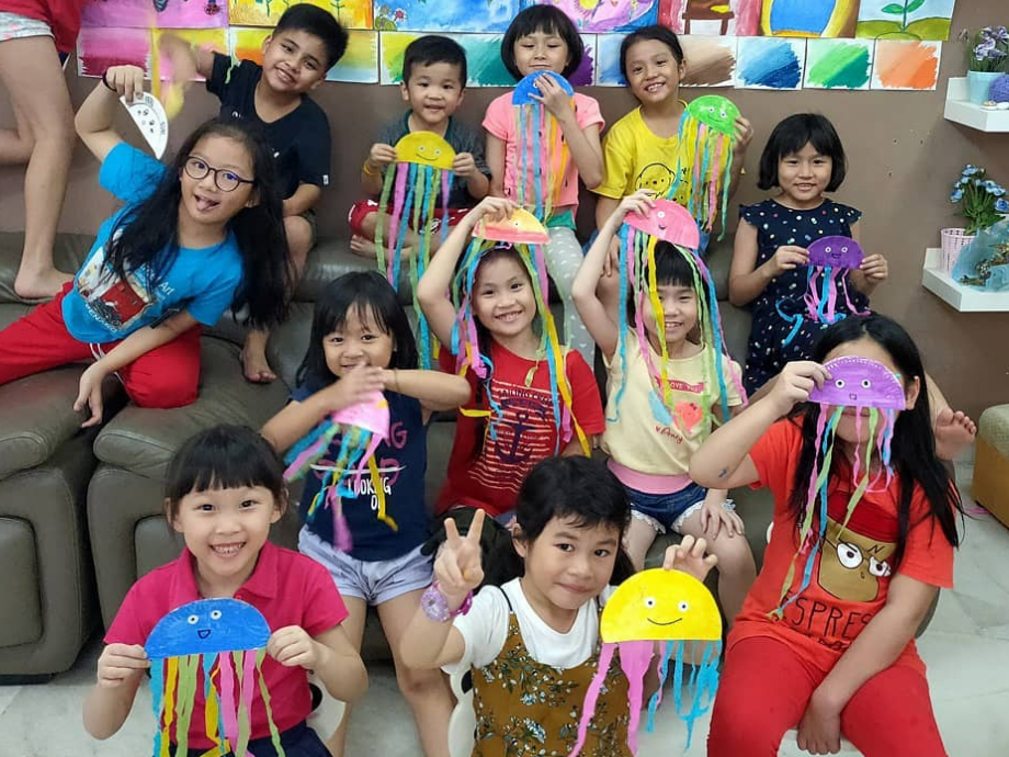 Children Creative Painting Class